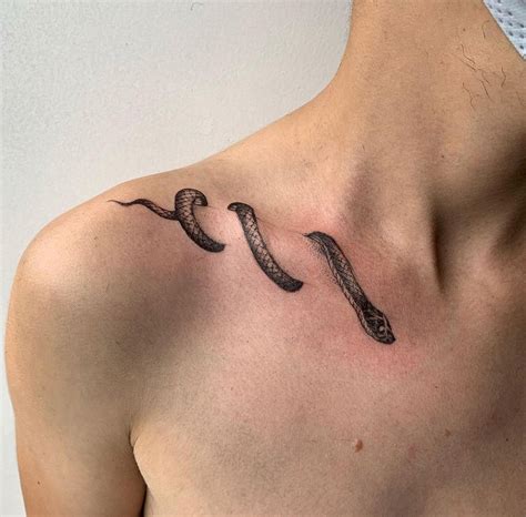 Steps to Getting a Snake Tattoo