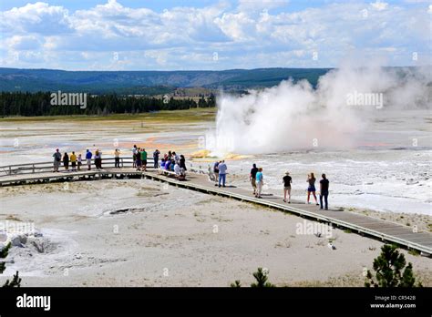 Geyser Boardwalk