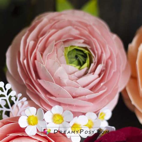 Giant Ranunculus Flower Template Tutorial