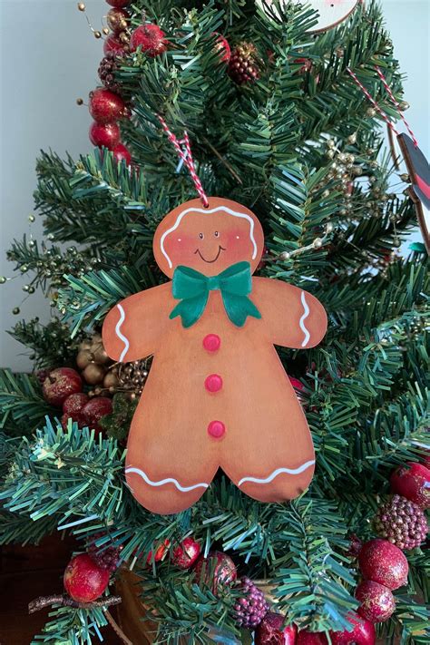 Gingerbread Boy with Christmas Tree