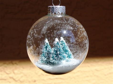 Glass Snow Globe Ornaments Gallery