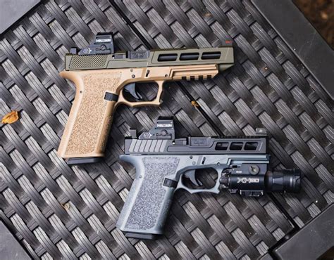 Glock 17 vs 19 accessories