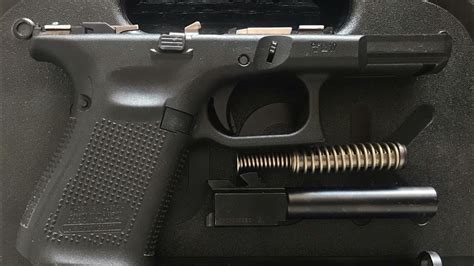 Cleaning the frame of a Glock 19