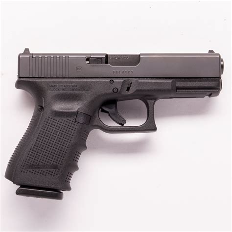 Glock 19 Gen 4 pistol