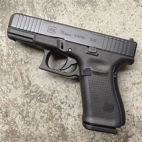 Glock 19 Gen 5 FS