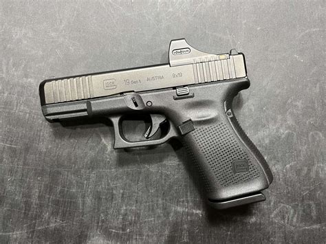 Glock 19 Gen 5 Gallery 8