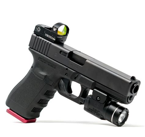 Glock 19 with reflex sight