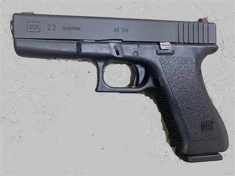 Glock 22 Gen 1 Image 1