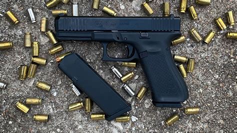 Glock 22 Shooting