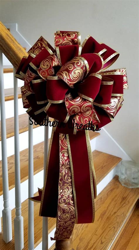 A selection of gold bow decorations in various sizes and styles