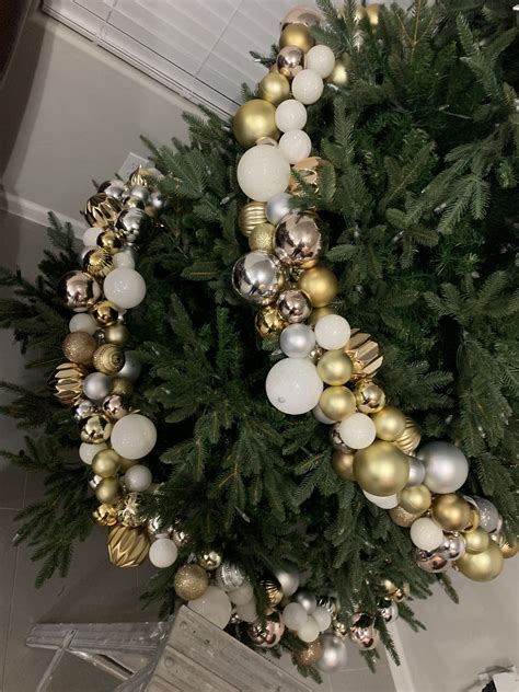 Gold and Silver Christmas Tree Garland