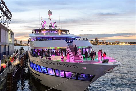 Gourmet Dining Party Boat Experience