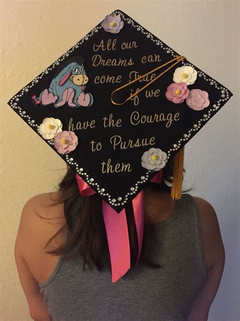 Graduation cap decoration ideas for college