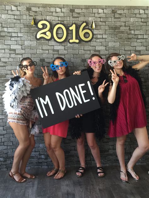 Graduation Party Photobooth Ideas