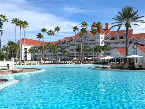 Grand Floridian pool bar