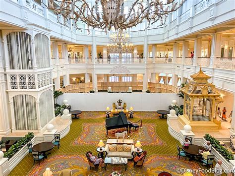 Grand Floridian Resort & Spa Lobby