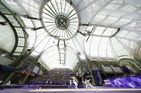 The Grand Palais at night