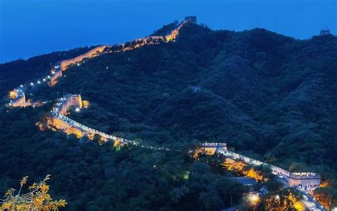 Nighttime visit on the Great Wall of China