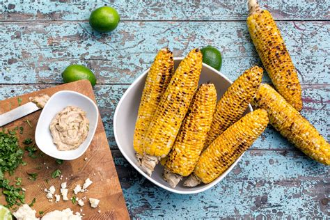 Grilled corn with cheese