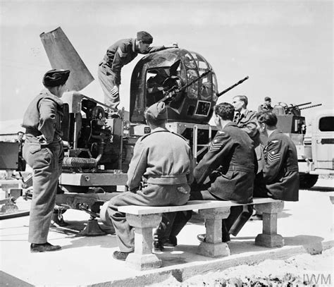 Gunners in training