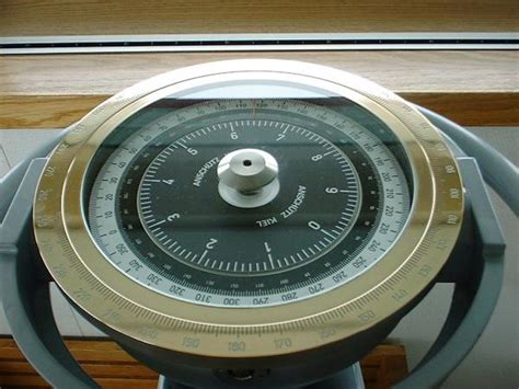 An illustration of a gyrocompass