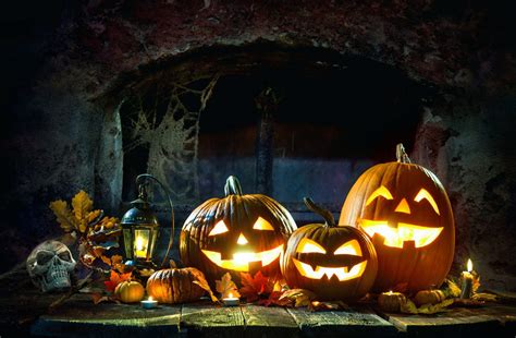 The History of Pumpkin Carving in Halloween Tradition