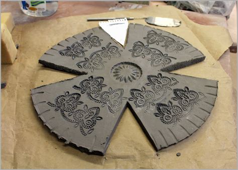 Hand-building pottery templates