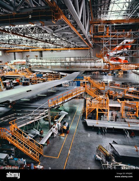 Hangar deck maintenance