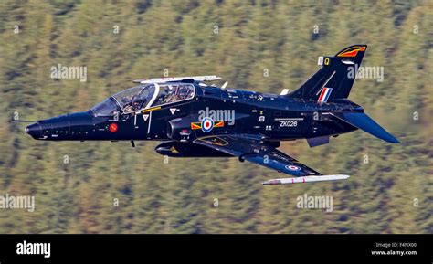 A Hawk T2 in flight