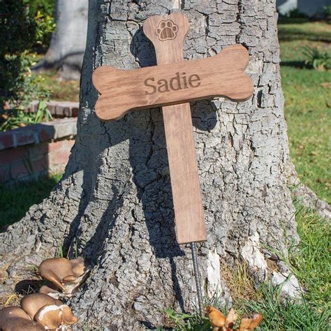 Headstone ornaments