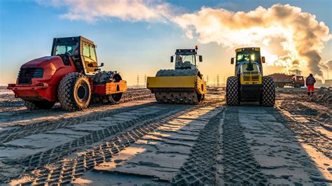 Heavy equipment operator jobs available