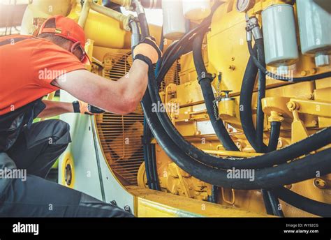 Heavy machinery mechanic salary in manufacturing