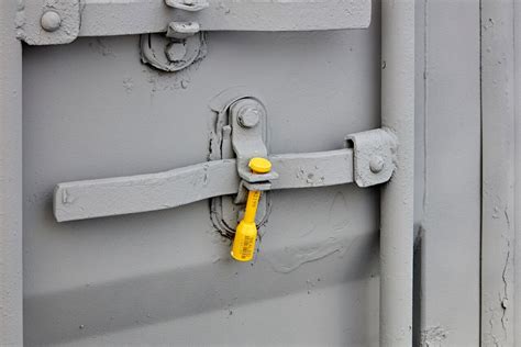 High-security cargo seals