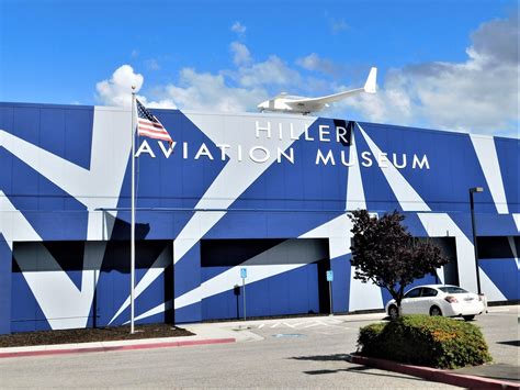 Hiller Museum Exterior