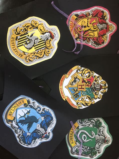 Hogwarts house crests party ideas