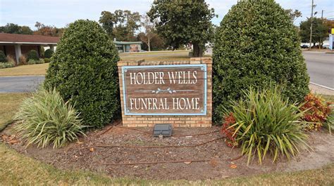 Holder Wells obituaries: a valuable resource