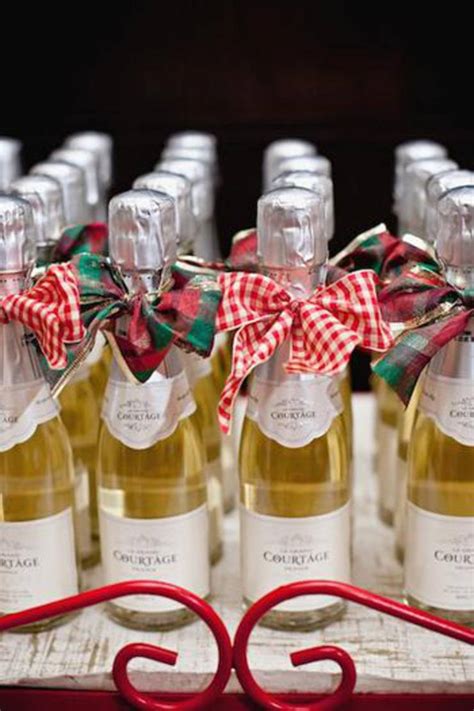 Holiday party favors ideas