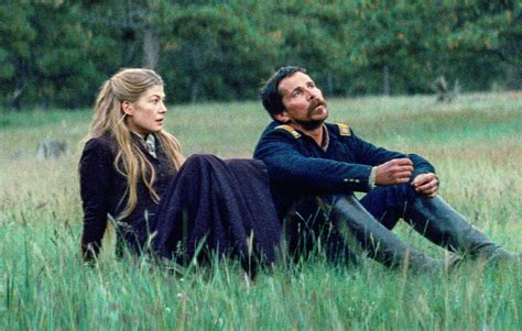 Christian Bale and Rosamund Pike in Hostiles