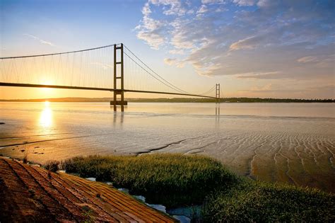 Humber Bridge China Hull