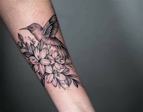 Description of Hummingbird flower tattoo ideas for men