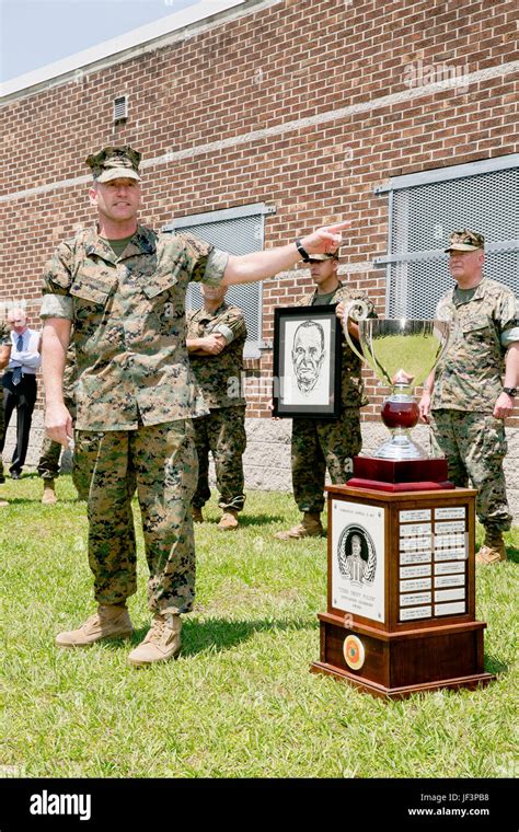 II MEF awards and decorations