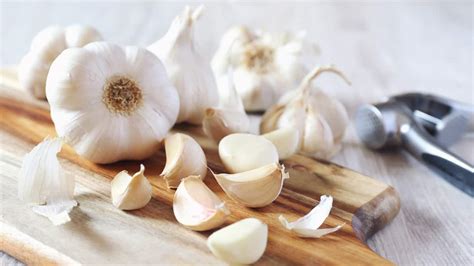 Incorporating garlic into your diet