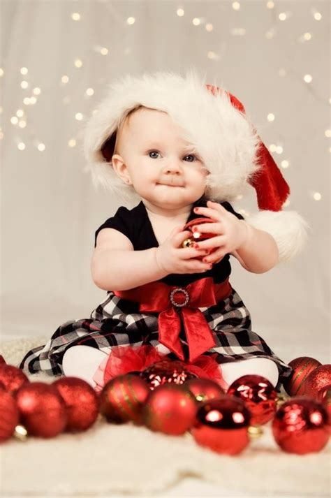 Infant Christmas photos