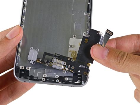 iPhone 6 Teardown