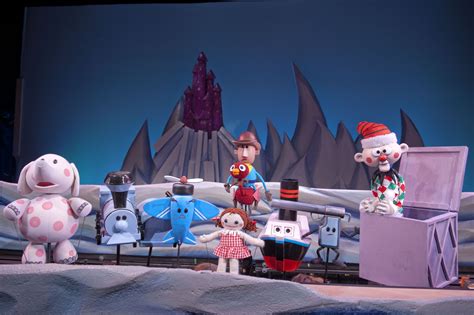 Illustration of the Island of Misfit Toys characters