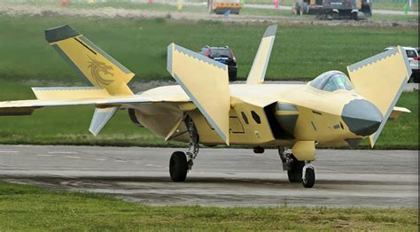 J-20 Stealth Fighter Image 2