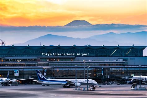 Japanese airport