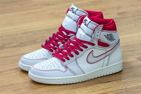 Description of Jordan 1 Shoes