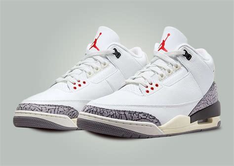 Jordan 3 Sneaker Gallery Image 2