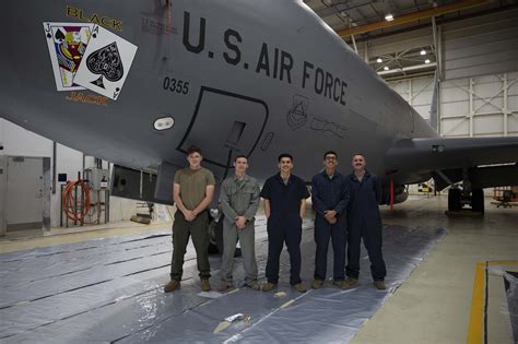 KC-135 Maintenance